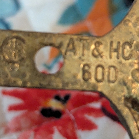 Vintage 1960s Metal Outlet Plate Whimsical Goth - Picture 4 of 5